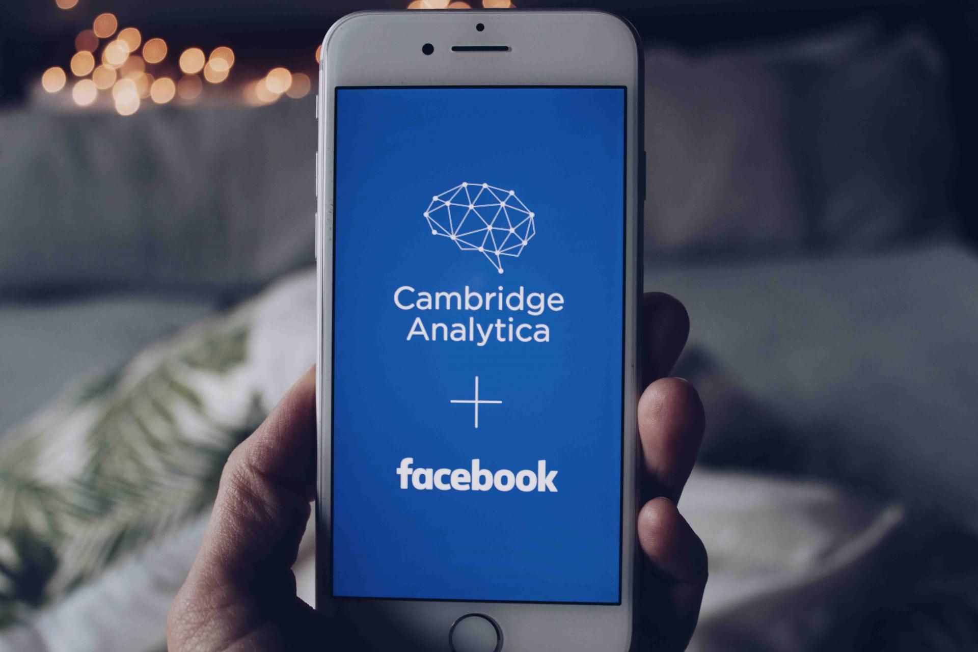 Facebook & Cambridge Analytica