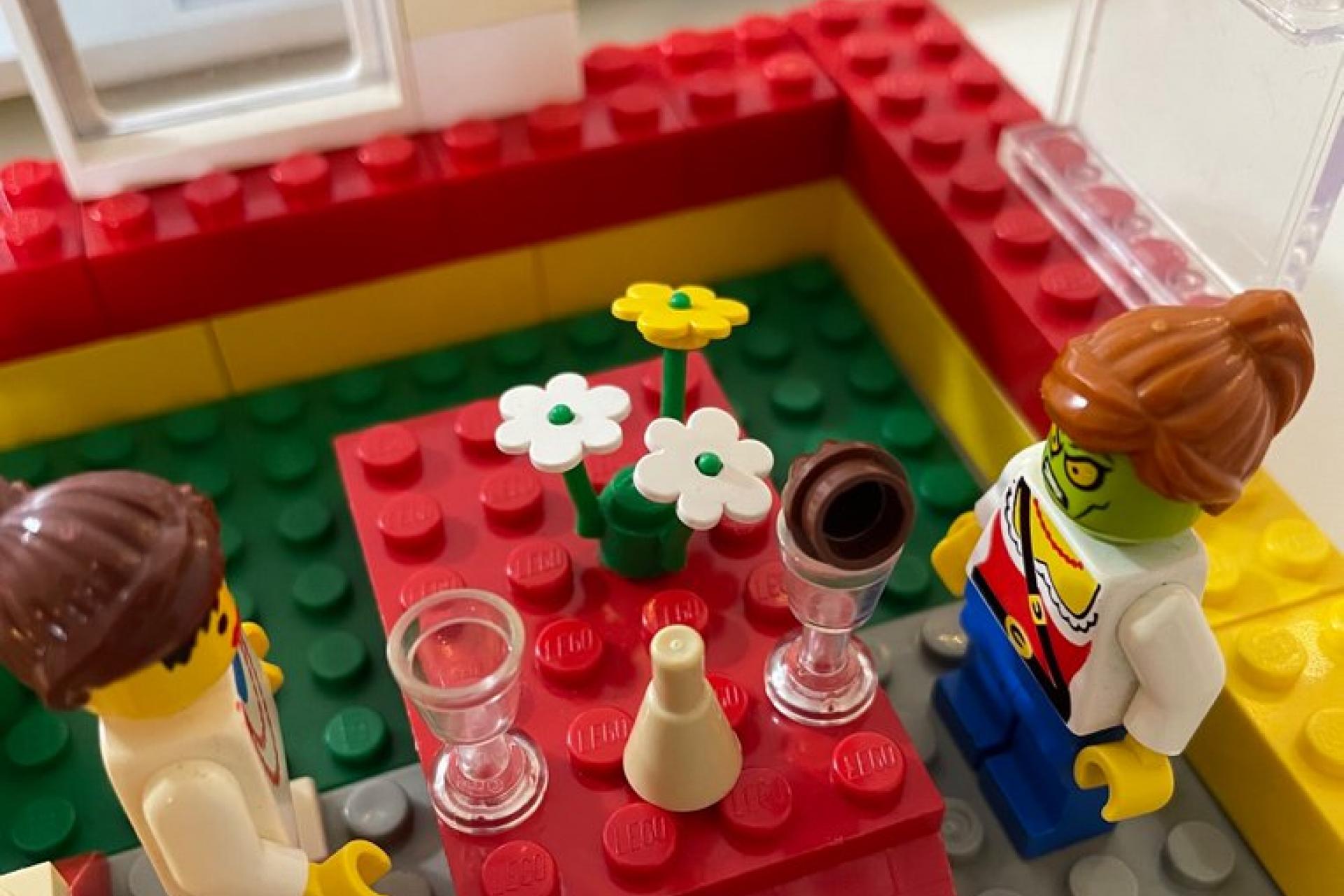 Lego creation of cafe