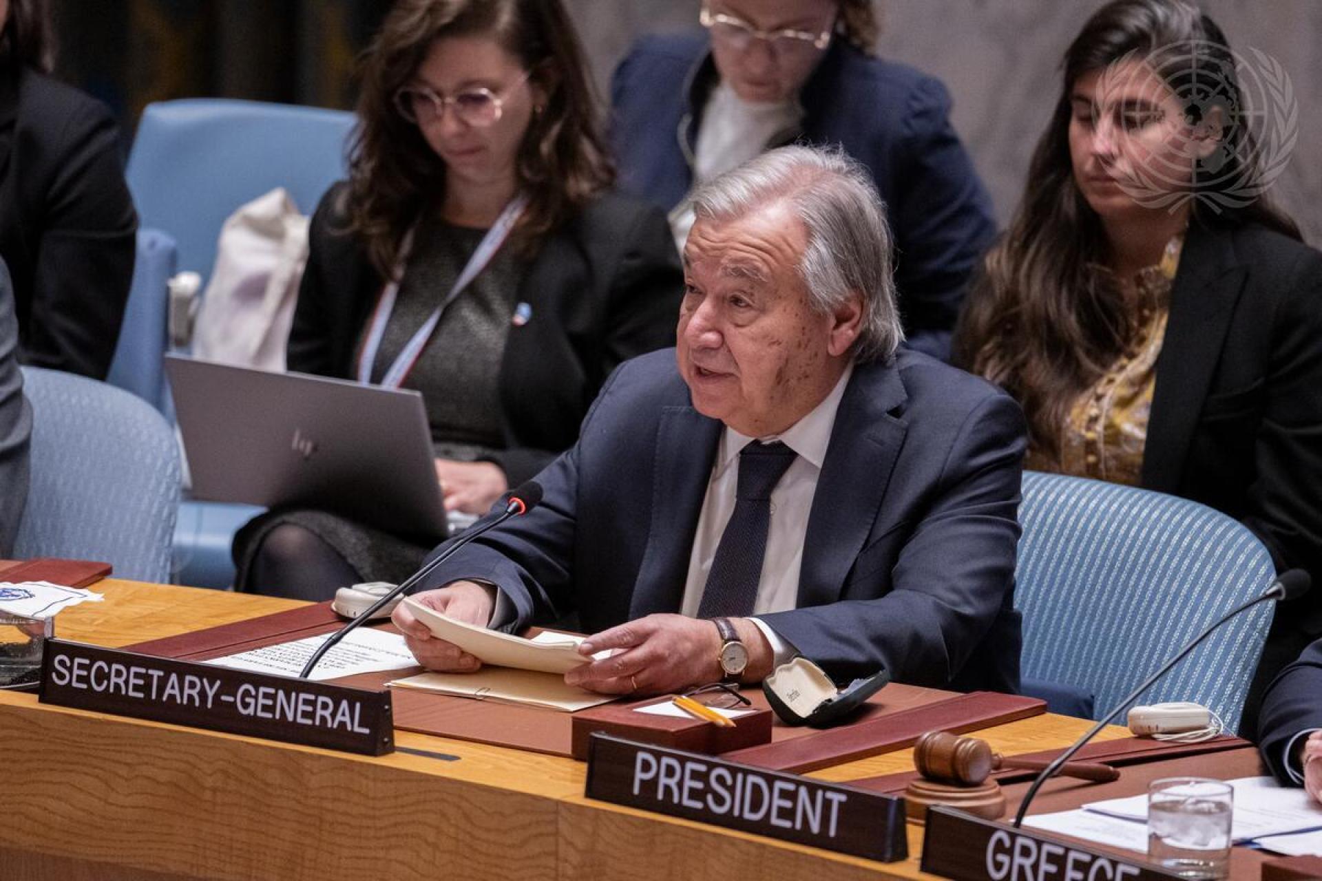 Secretary-General António Guterres presents his report on Women and peace and security during the Security Council meeting